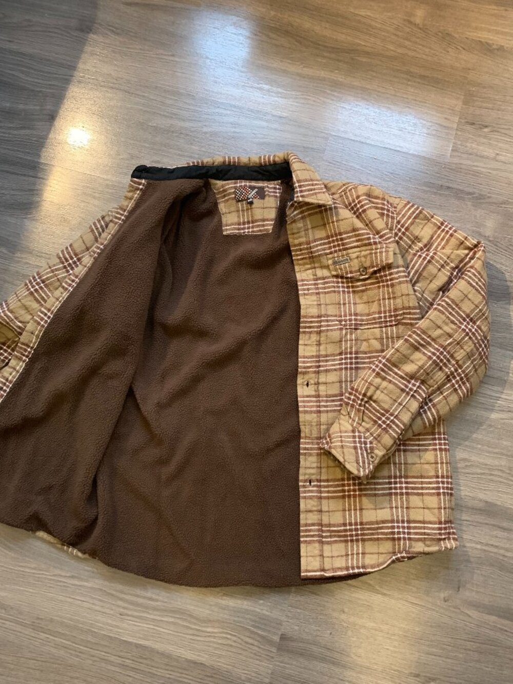 RIPZONE Jacket/Shirt, NEW! NeverWorn, Flannel, Sherpa-Lined, Plaid. Med.